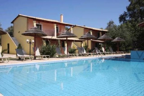 LETO GRČKA PONUDA LEFKAS HOTELI APARTMANI 
